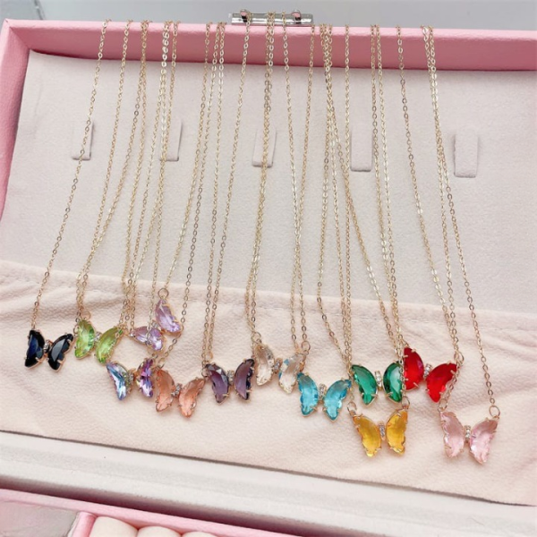 Crystal Butterfly Pendant Necklace For Women – Gold Chain Fashion Crystal Butterfly Pendant Necklace For Women – Gold Chain Fashion