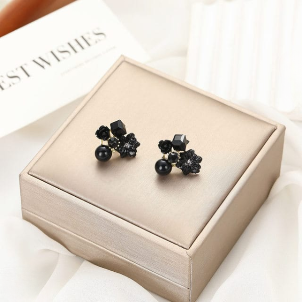 Flower Crystal Korean Earrings – Elegant Women’s Fashion Jewelry Flower Crystal Korean Earrings – Elegant Women’s Fashion Jewelry